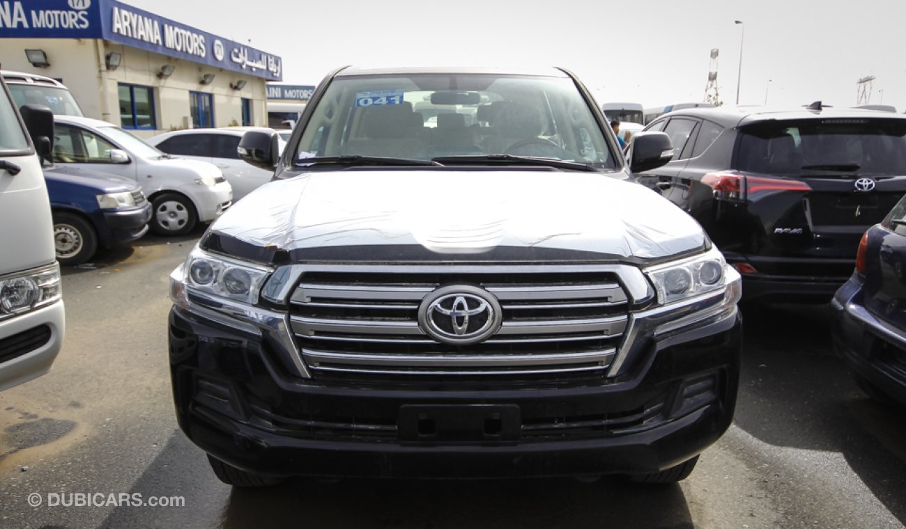 Toyota Land Cruiser GXR V8