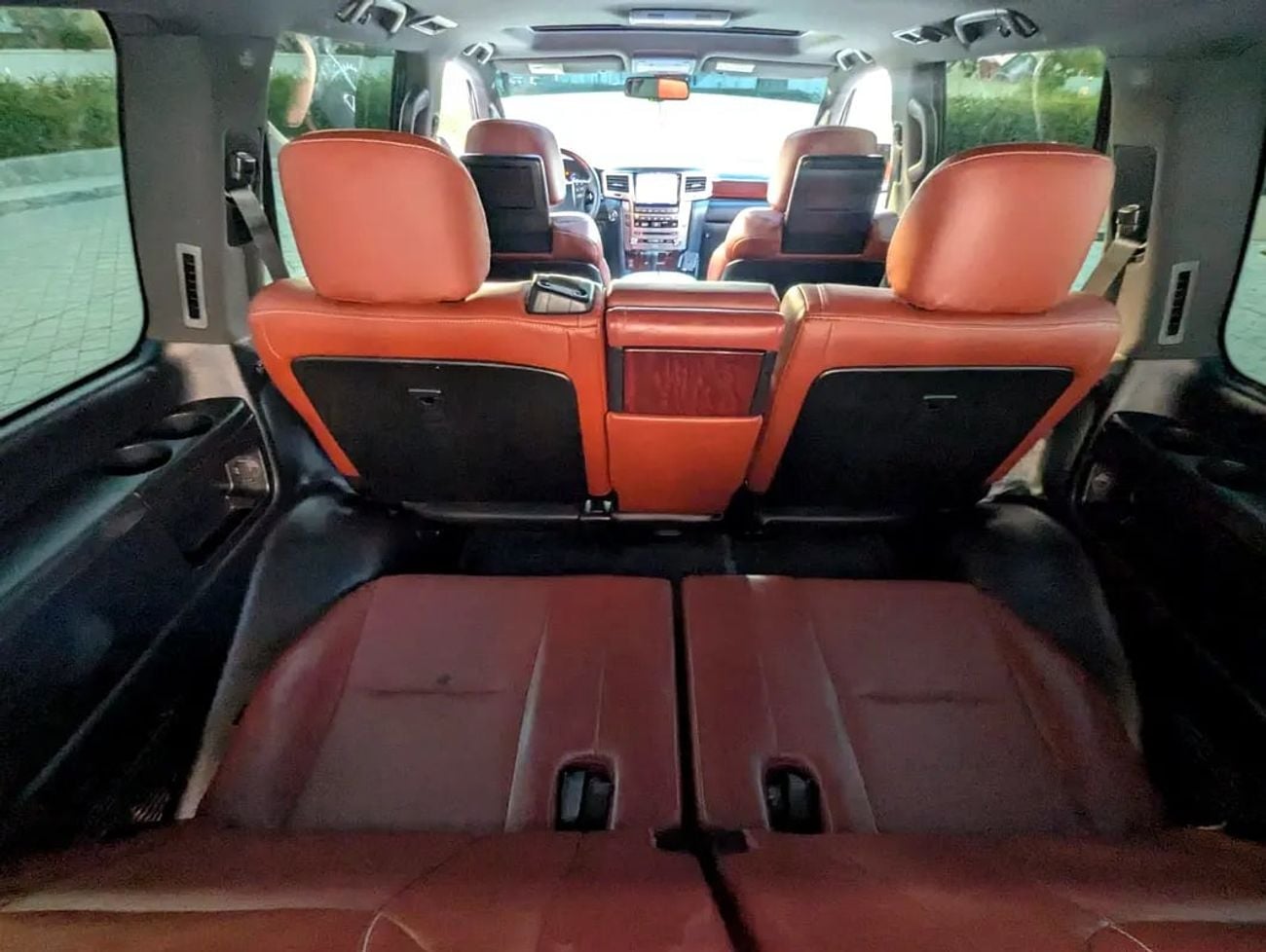 Lexus LX570 LX 570 Sport | GCC Specs | Pristine Condition