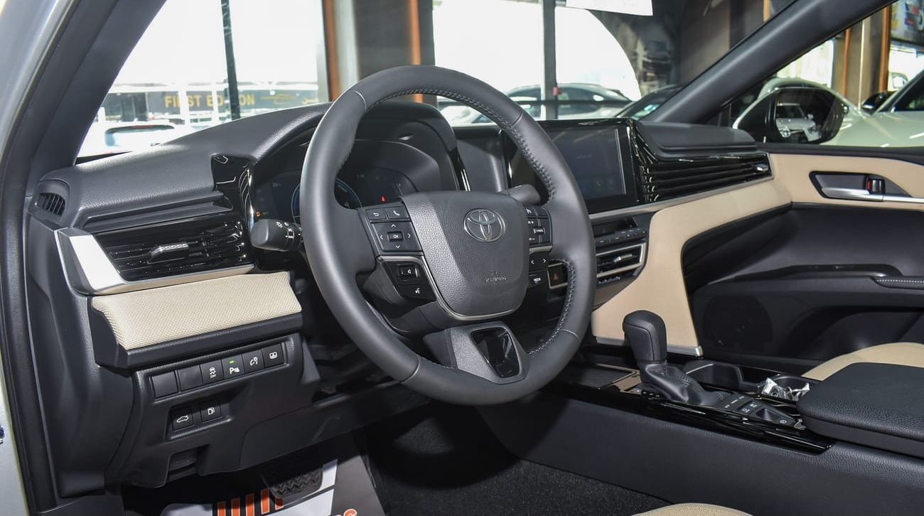 Toyota Camry E-PLUS. HEV