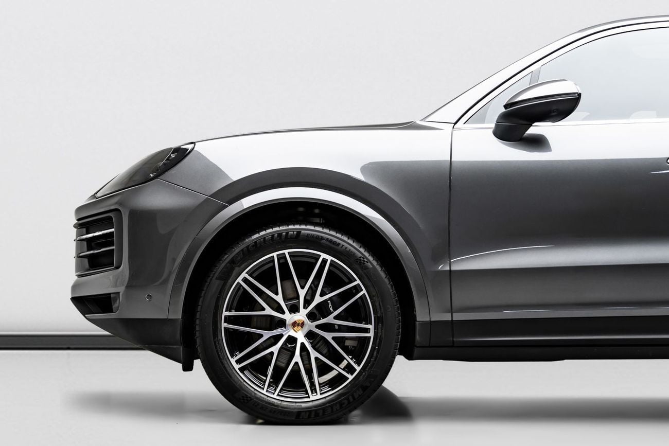 Porsche Cayenne Base 2025 Porsche Cayenne SUV, September 2027 Porsche Warranty, Low Kms, GCC