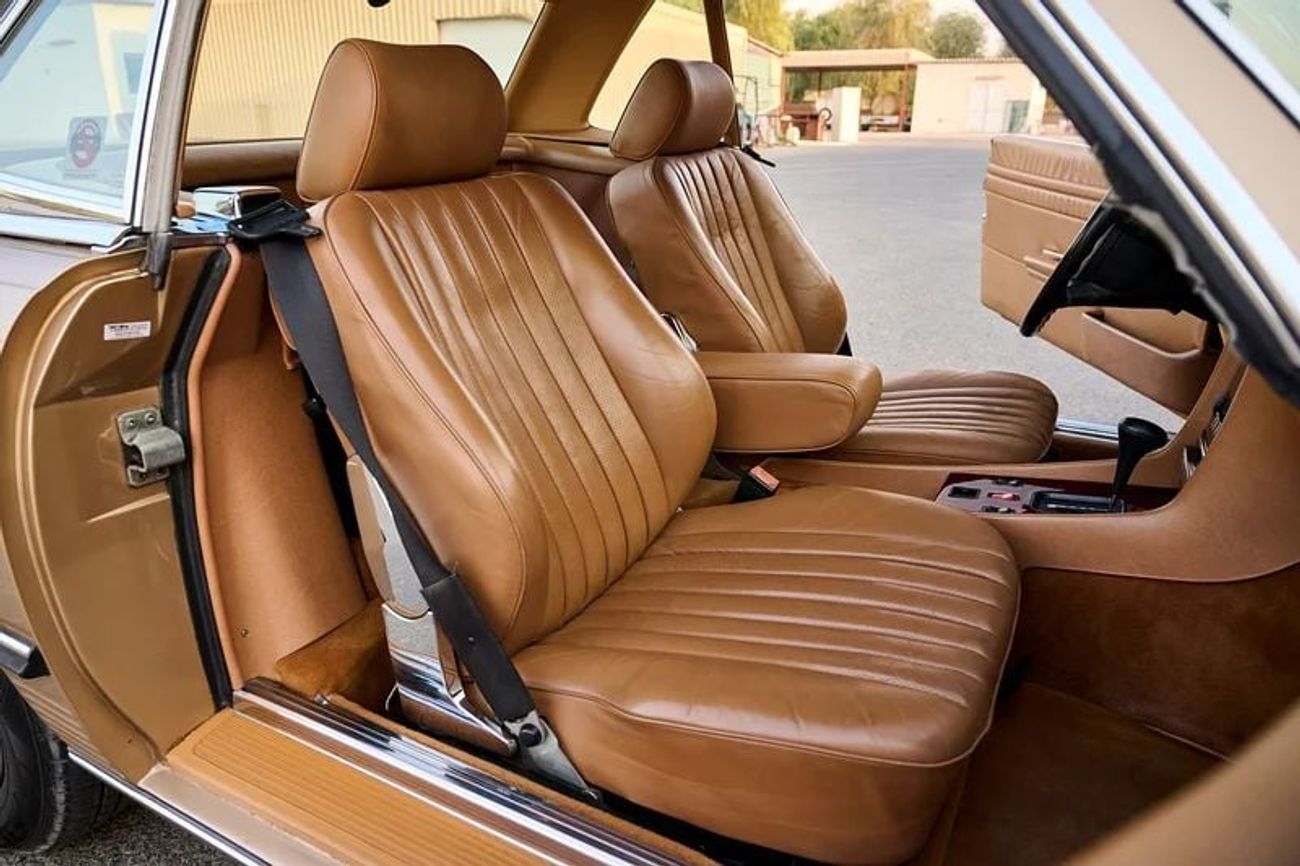 Mercedes-Benz SL 560