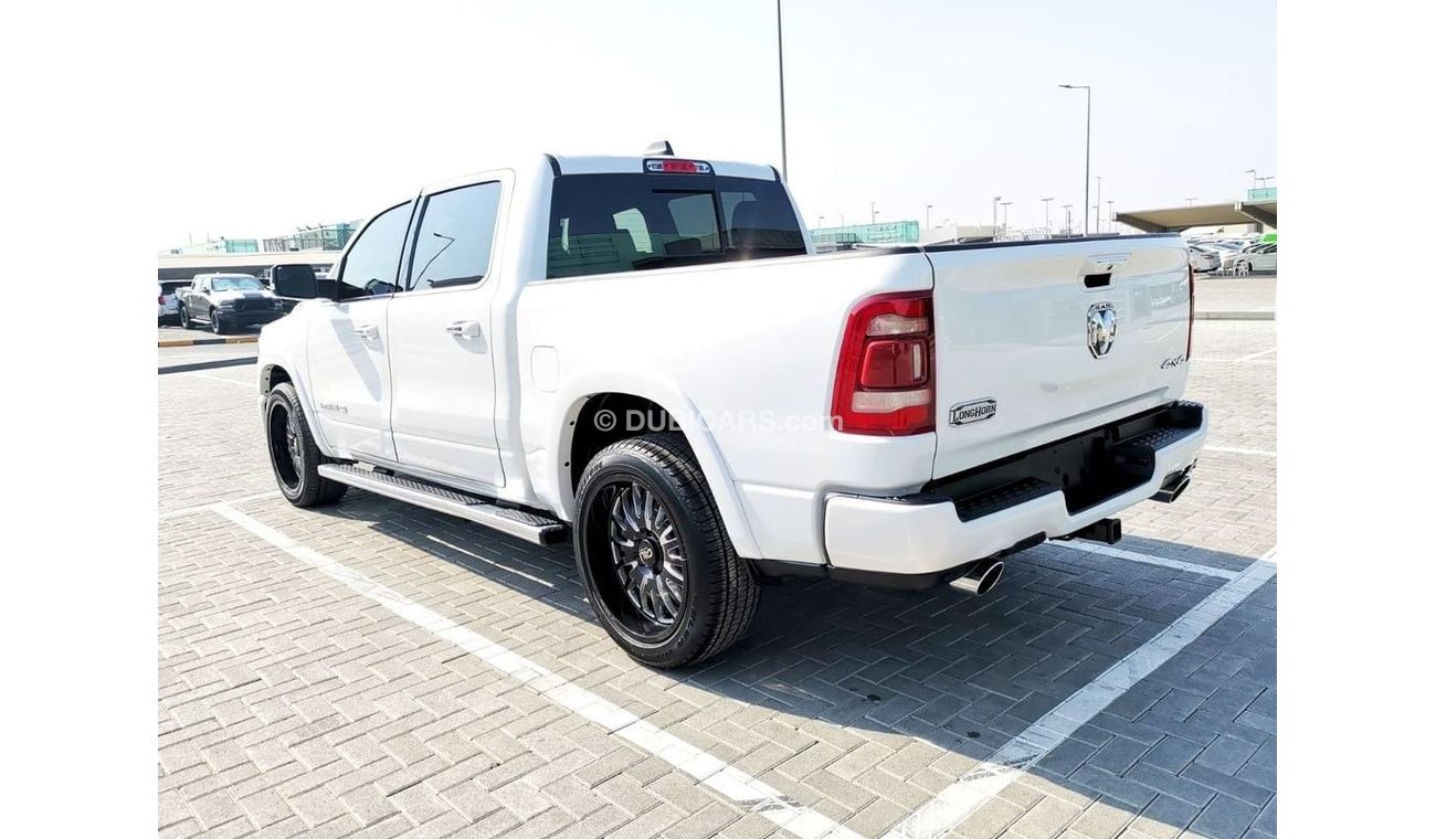 رام 5500 Dodge RAM Longhorn - 2022 - White