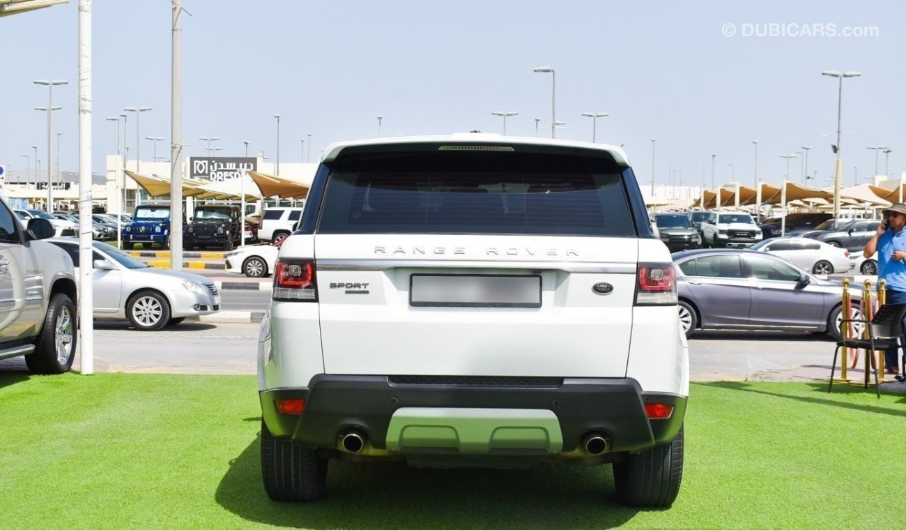 Land Rover Range Rover Sport HSE The car is very good, in perfect condition, looks clean from the inside and outside without any acci