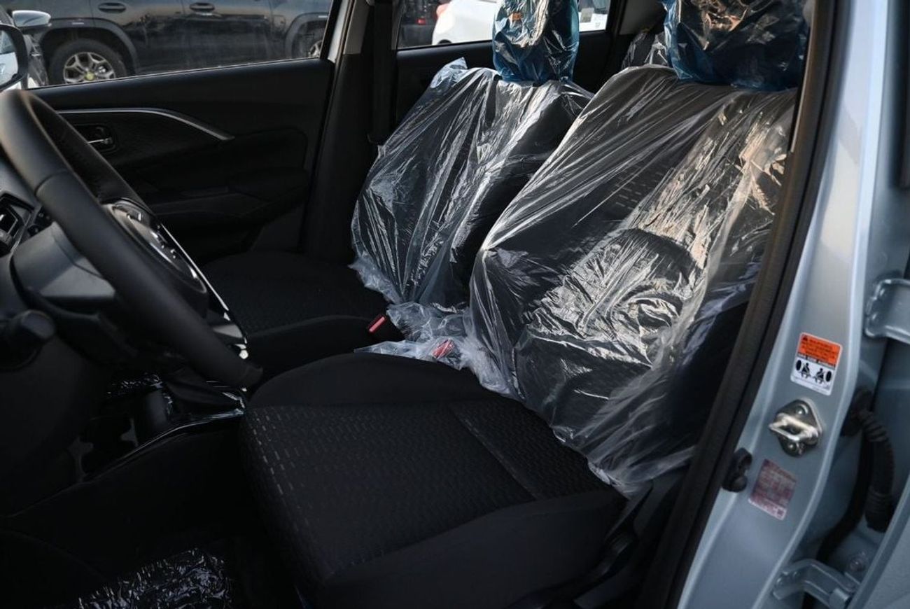 Suzuki Swift GLX 1.2L Suzuki Swift 1.2L Petrol, Hatchback, FWD, 5Doors, Color Silver Model 2025 (Export Price)