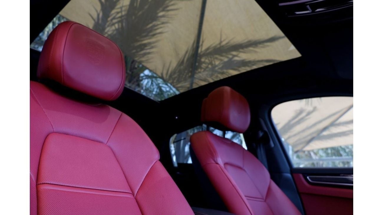 بورش كايان Porsche Cayenne Coupe Platinum Edition 2023 GCC under Agency Warranty with Flexible Down-Payment