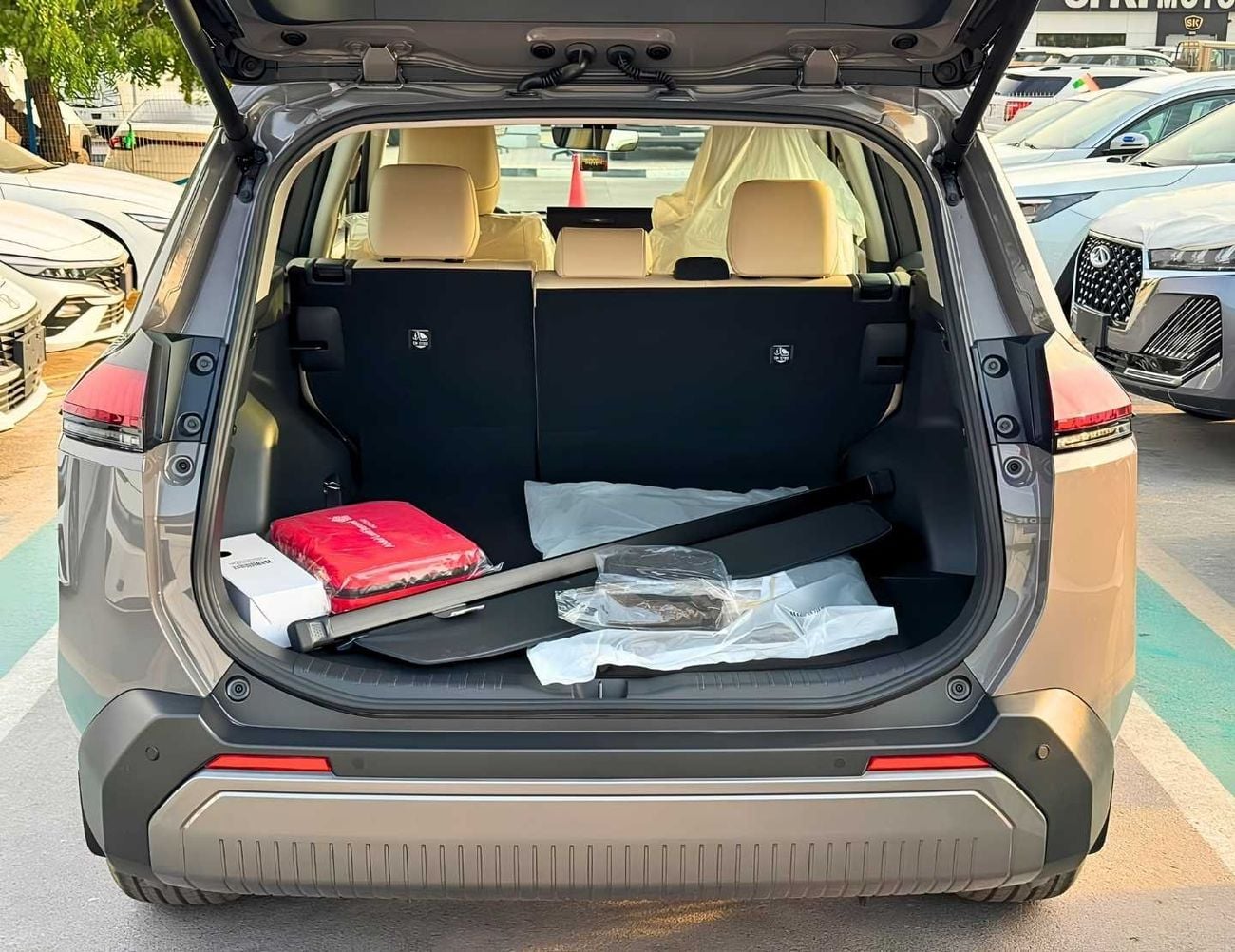 Toyota RAV4 HYBRID HEV LIMITED || 2.5L V4 AWD | RADAR | PANORAMIC ROOF | AUTO PARK (CODE # R4HHS)