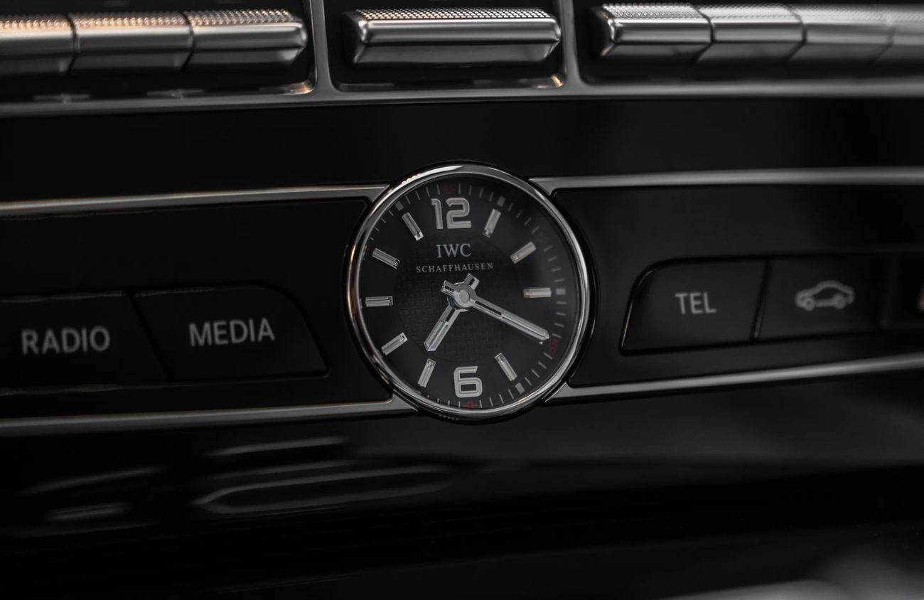 Mercedes Benz G63 AMG 4.0L Twin-Turbocharged V8 Engine