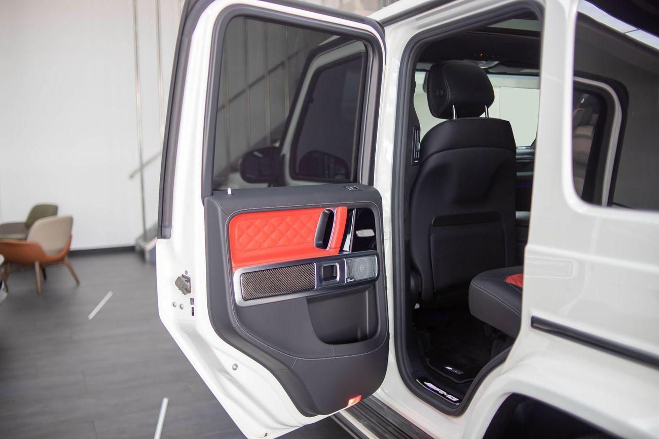 Mercedes-Benz G 63 AMG Std 4.0L