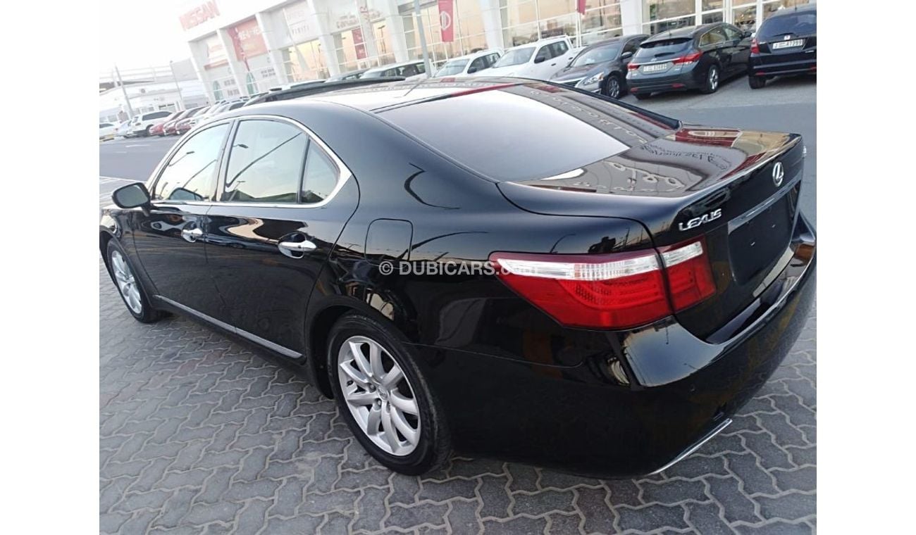 Lexus LS460