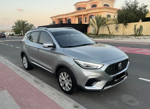 أم جي ZS Standard