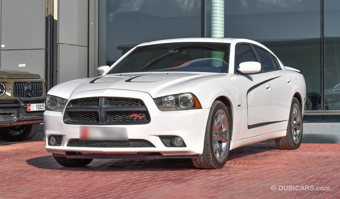 دودج تشارجر RT HEMi 5.7 L