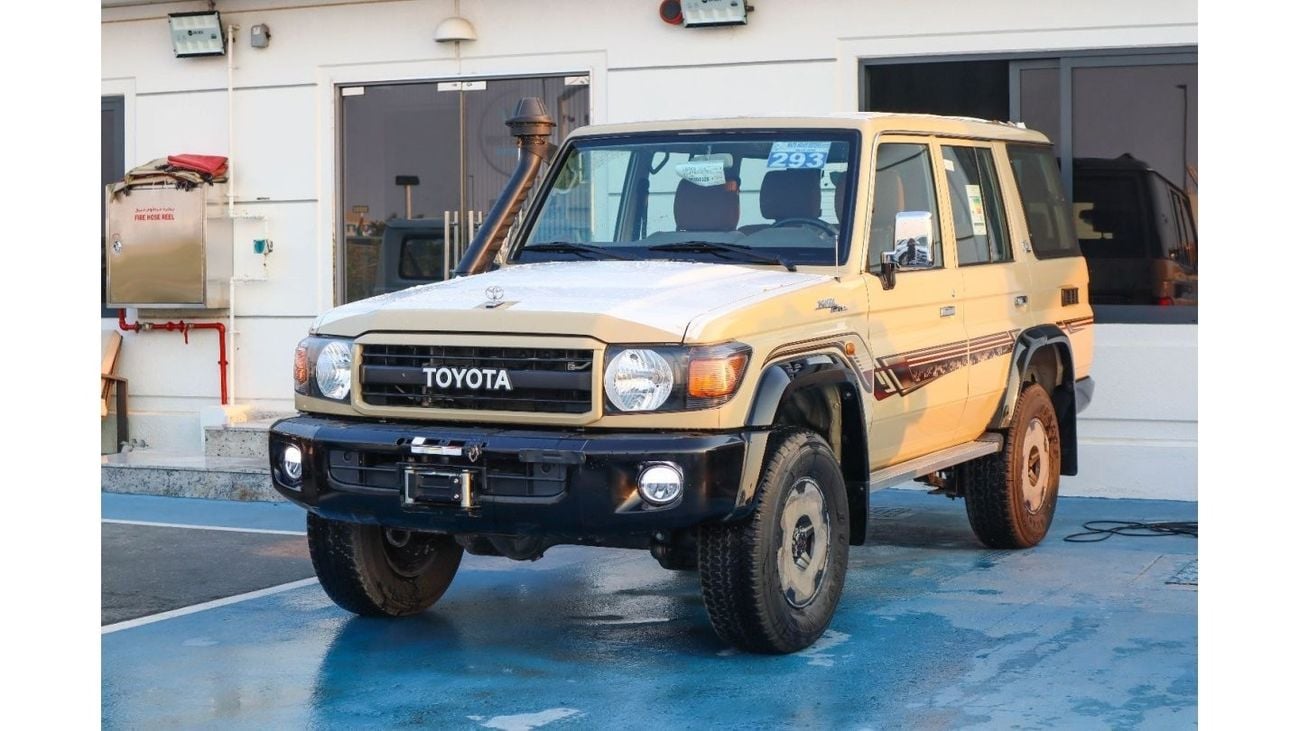 Toyota Land Cruiser 70 TOYOTA LAND CRUISER HARDTOP 70th 4.0L 2022