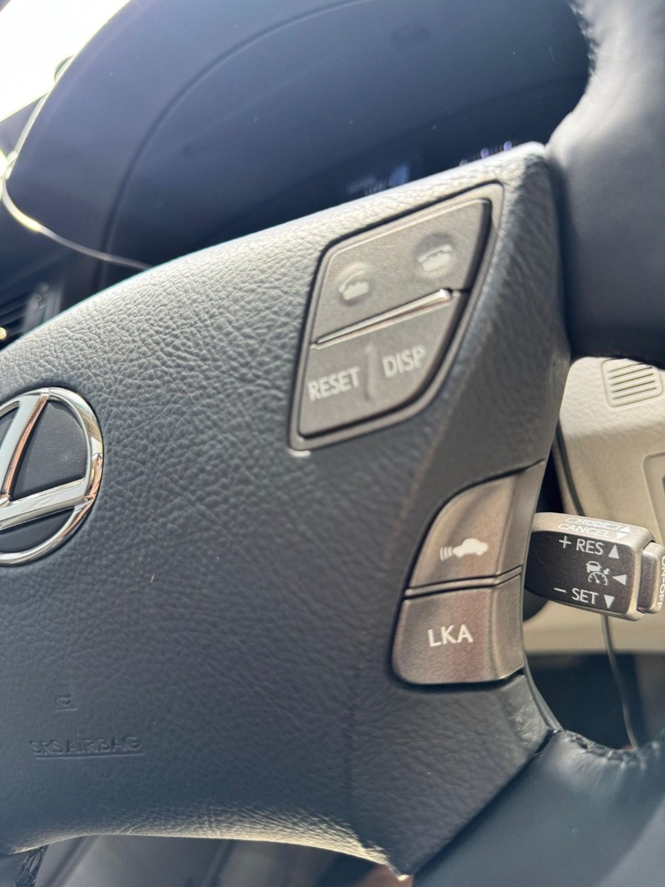 لكزس LS 460 L Titanium 4.6L