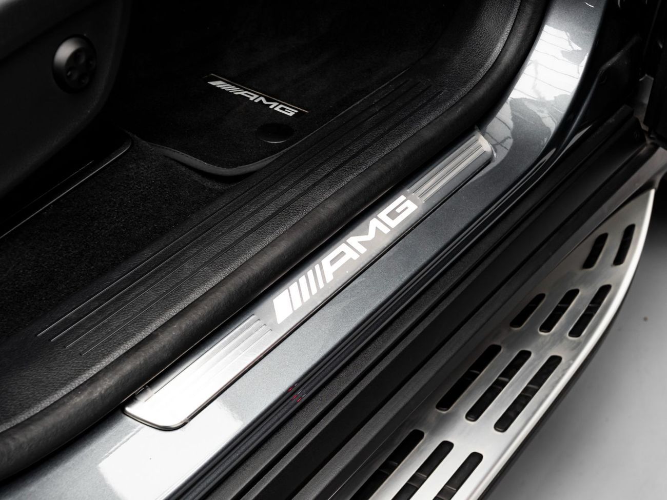 Mercedes-Benz GLE 53 AMG Premium + 3.0L 2025 Mercedes GLE53 AMG, 2030 Mercedes Warranty, Low KMs, GCC