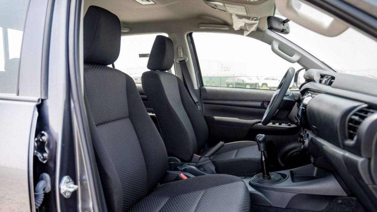 Toyota Hilux (LHD) TOYOTA HILUX DC 2.4D MT 4X4 P.WINDOW MY2025 – SILVER