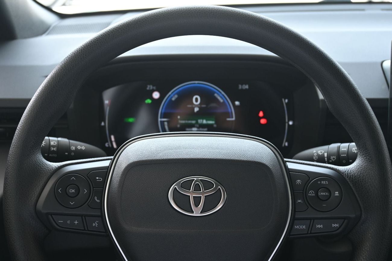 Toyota Frontlander New Facelift Toyota Frontlander, 2.0L Hybrid, Model 2025, Color White