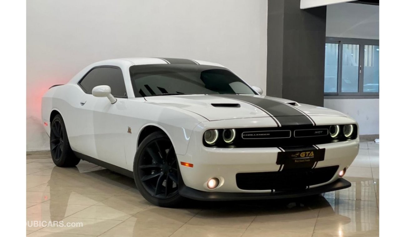 دودج تشالينجر 2016 Dodge Challenger SRT, Full Service History, Warranty, GCC