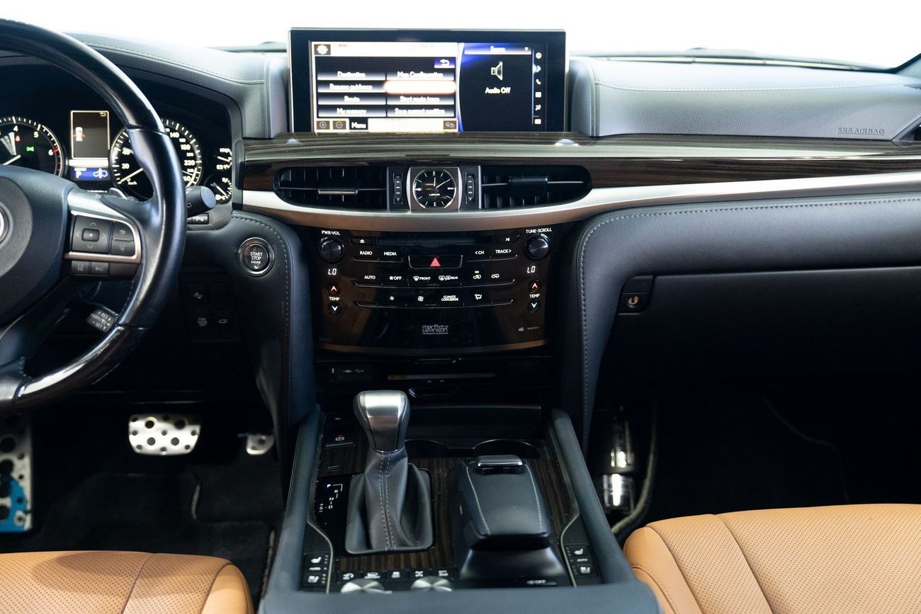 Lexus LX 570 Lexus LX570 S