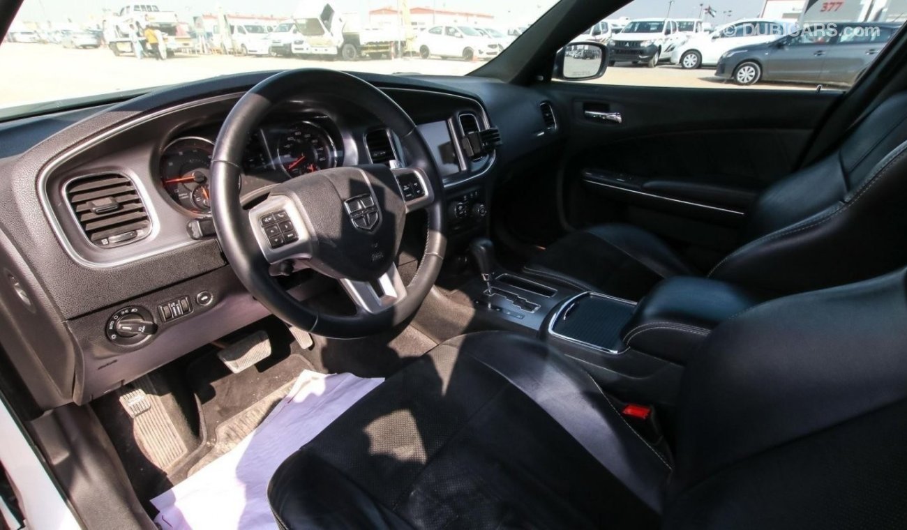 Dodge Charger 2013 V8 5.7L HEMI Engine R/T For Urgent SALE