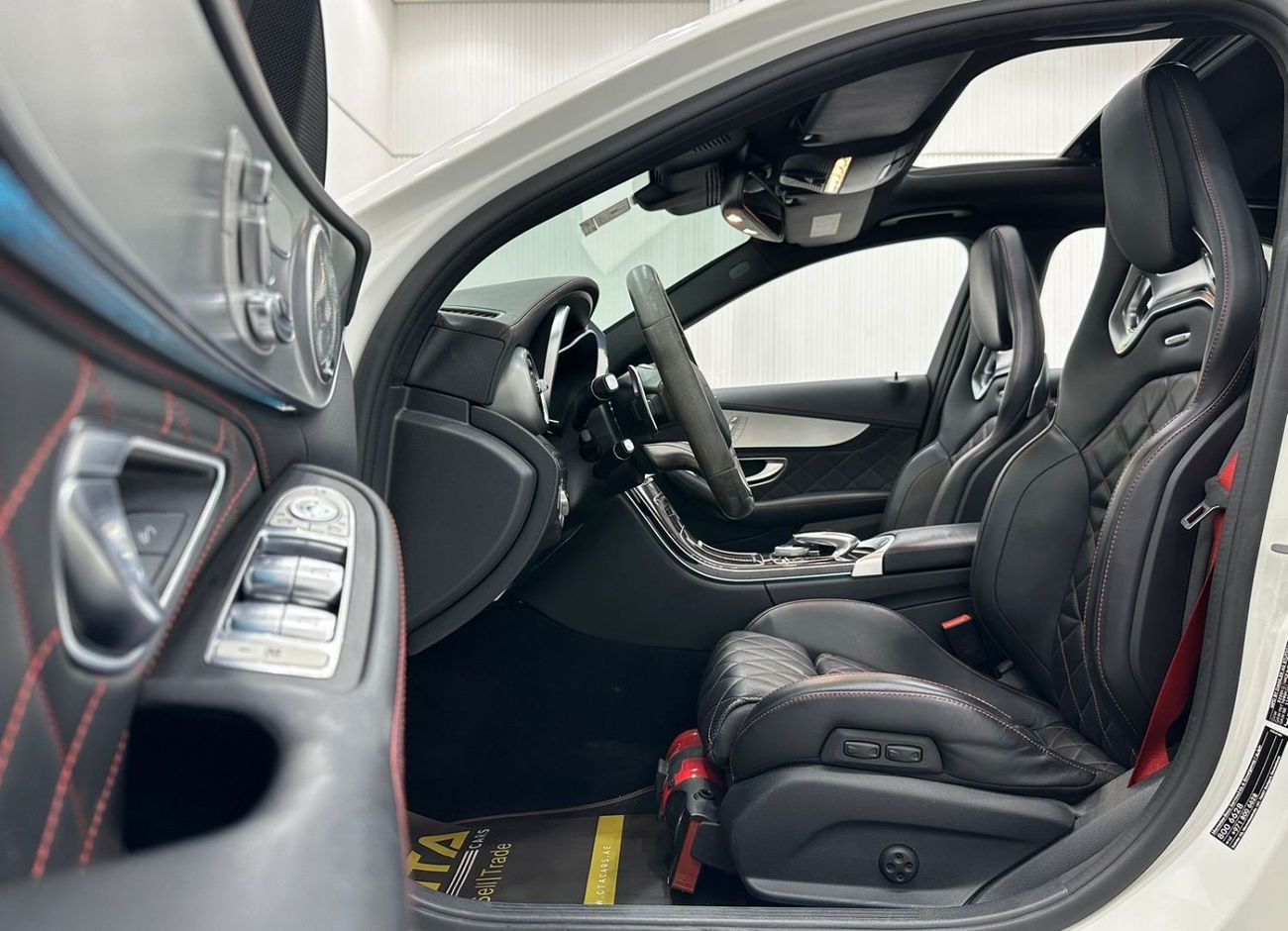 مرسيدس بنز C 63 AMG Std 2016 Mercedes Benz C63s AMG 1st Edition, Full Mercedes Service History, Full Options, GCC