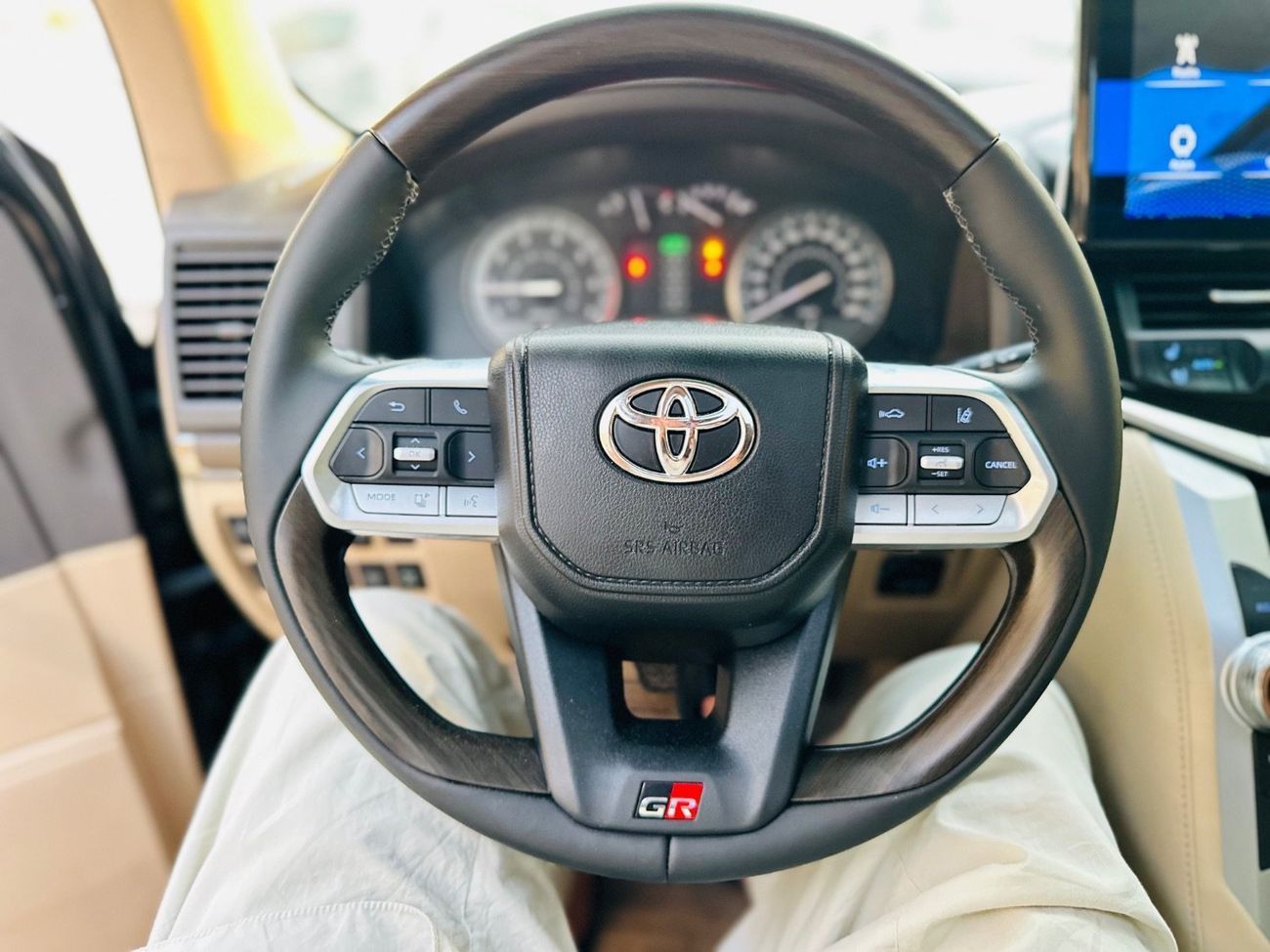 Toyota Land Cruiser GXR 4.6L