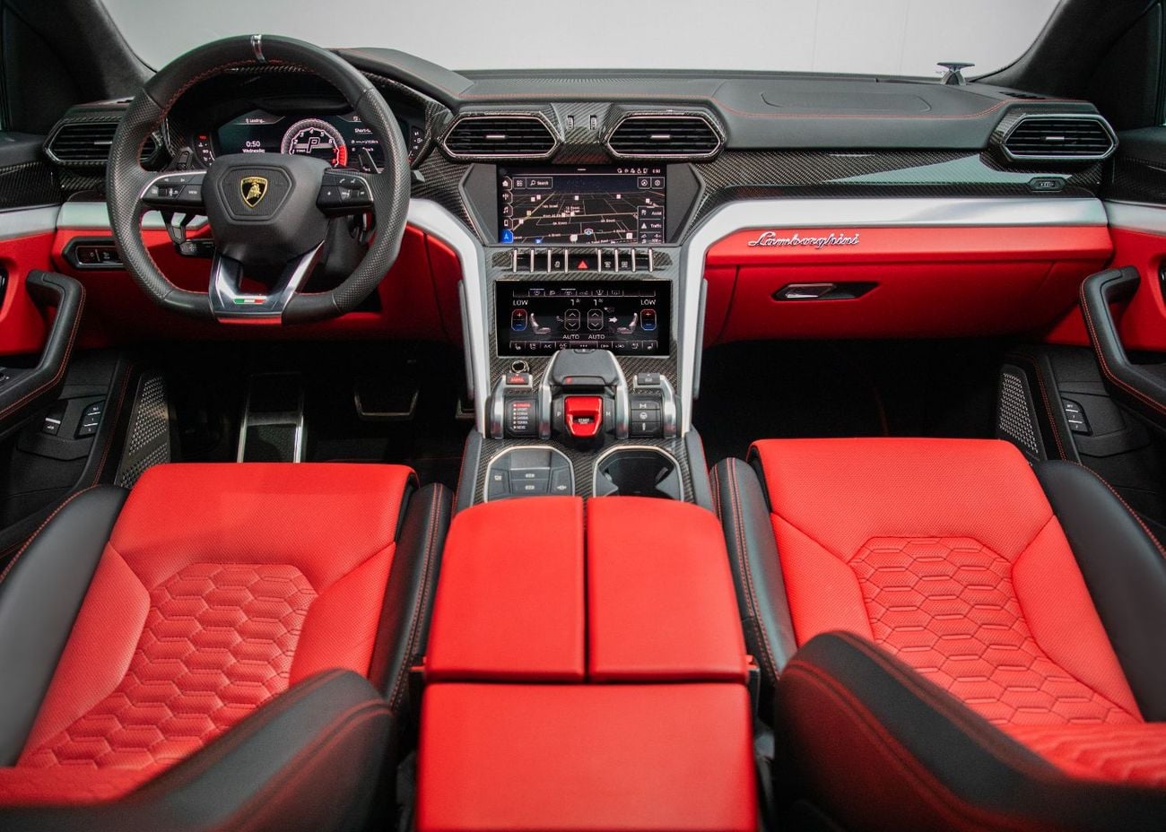 Lamborghini Urus STD