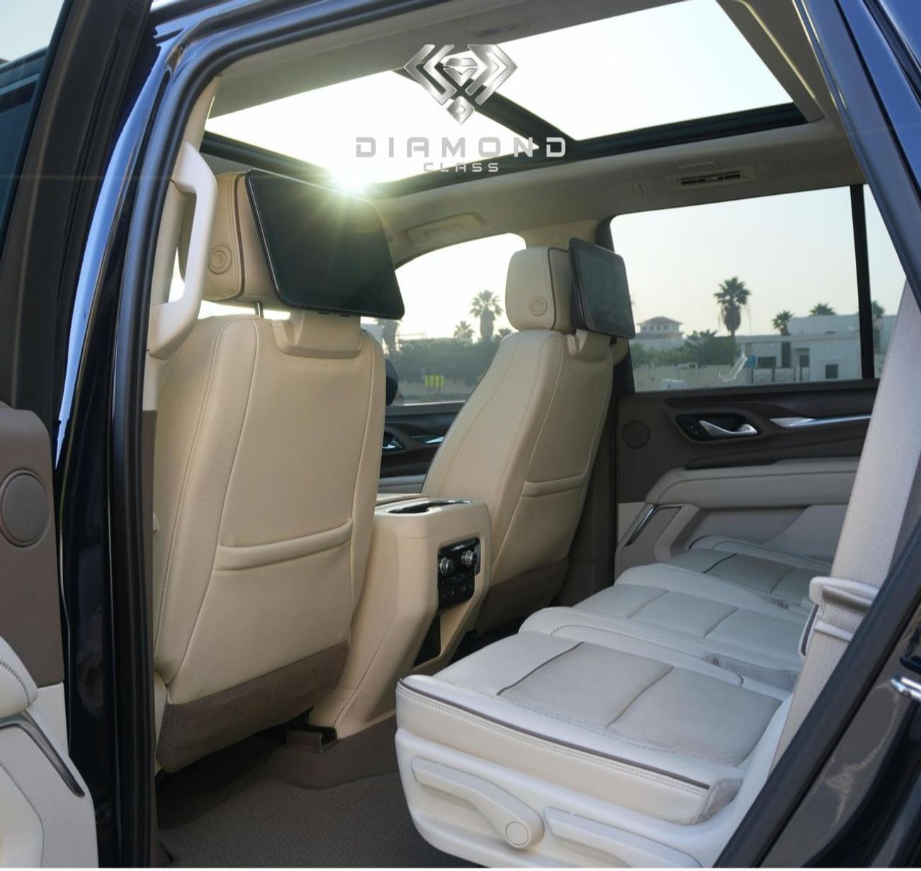 GMC Yukon Denali 6.2L (8 Seater)