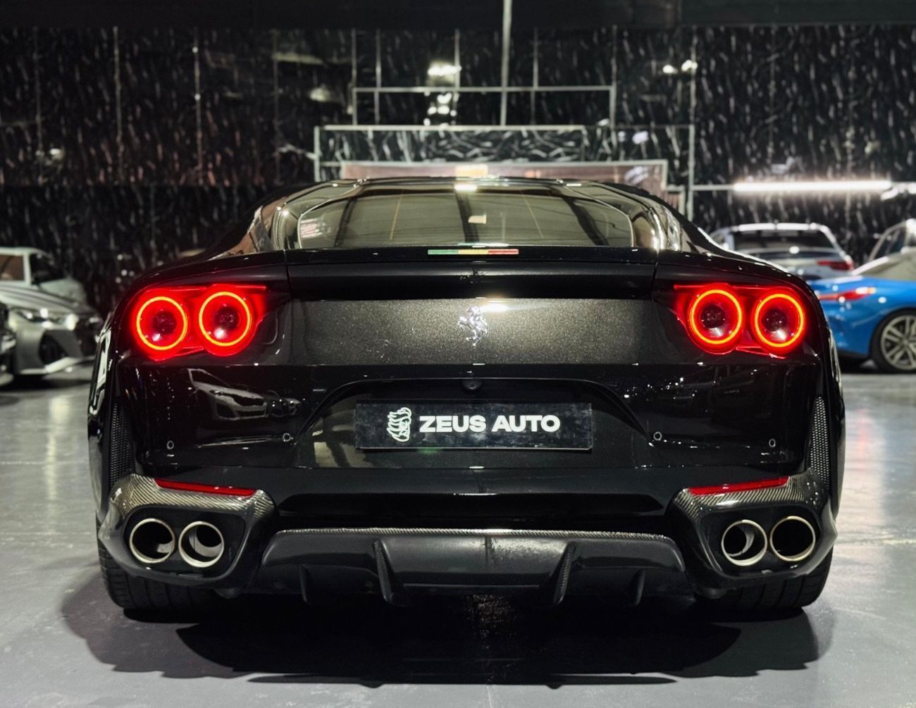 فيراري 812  سوبرفاست 812 Superfast 2018 Ferrari, Full Ferrari Service History, Carbon Fiber Package, Very Low Kms, GCC