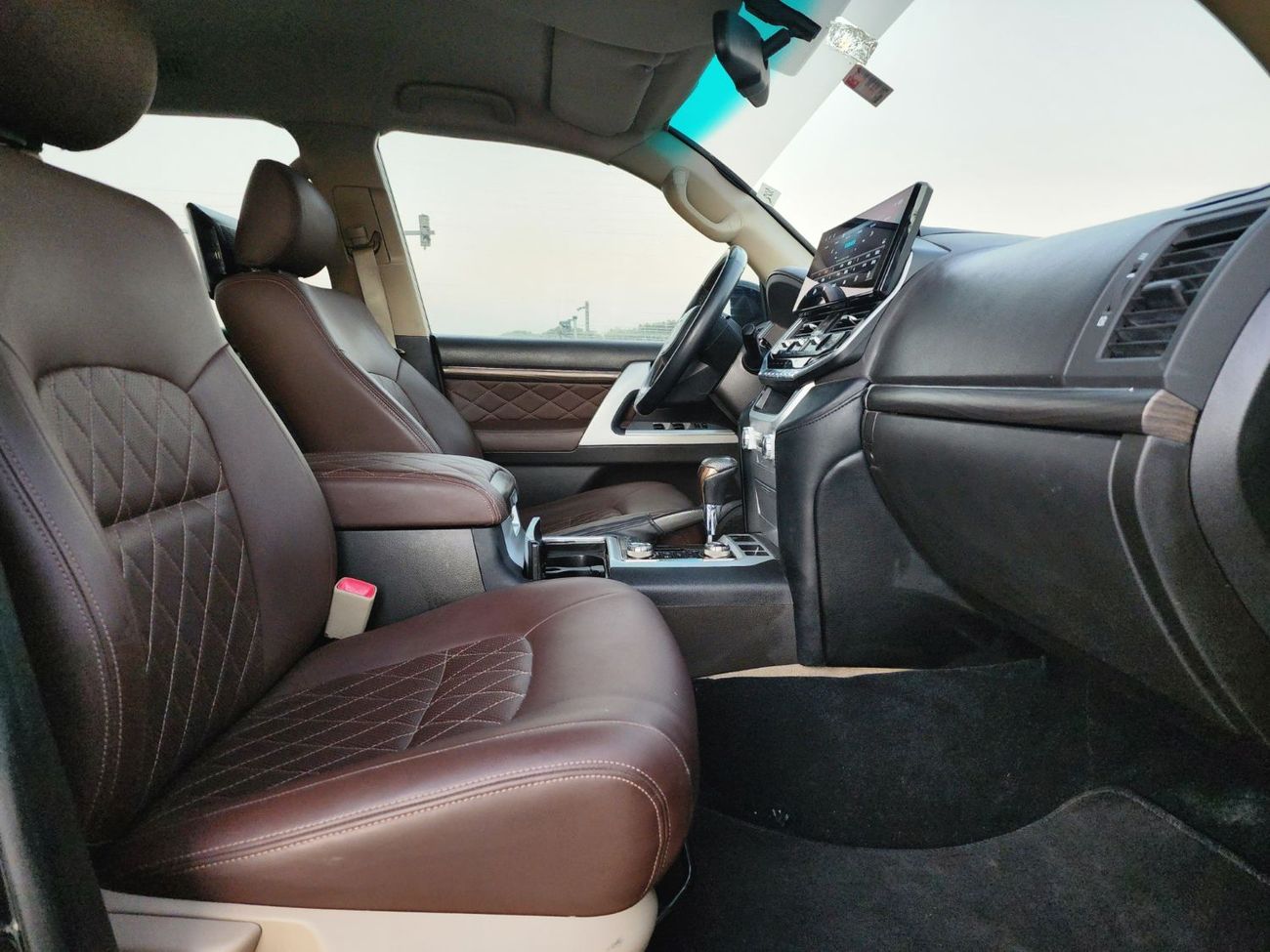 تويوتا لاند كروزر GX.R V6 upgrade 2024