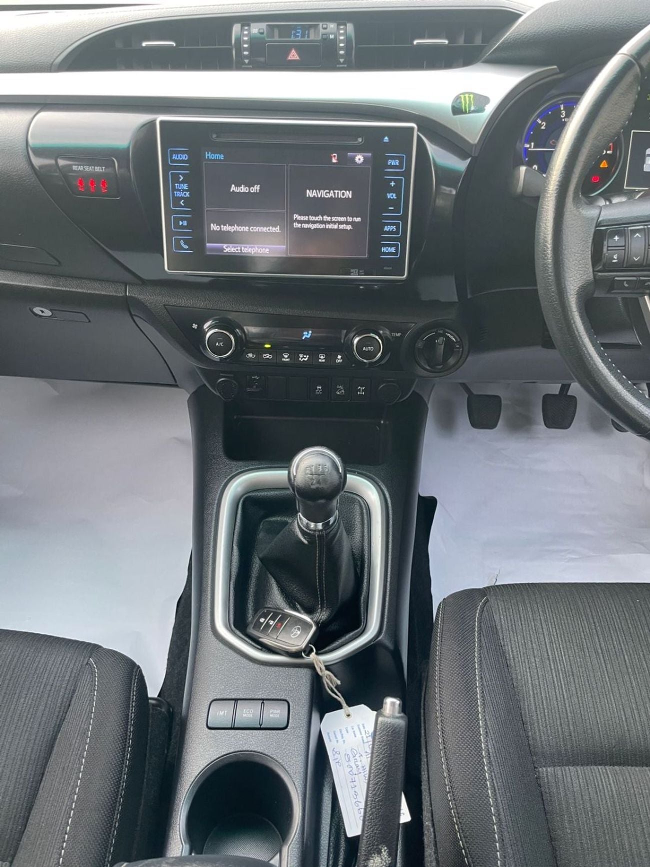 Toyota Hilux GLX RIGHT HAND VEHICLE ONLY FOR RIGHT HAND DRIVE