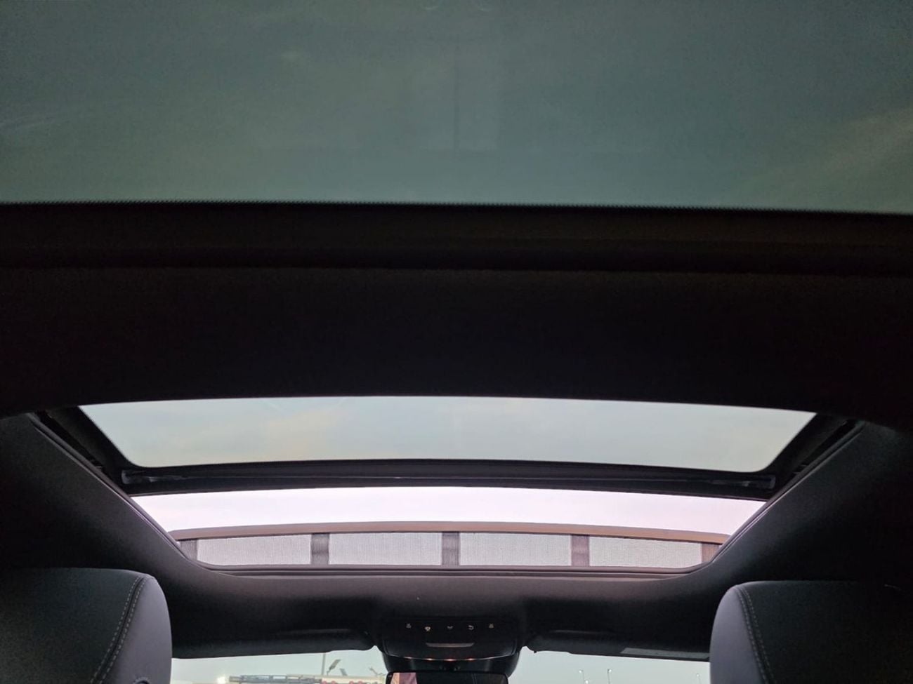 مرسيدس بنز E 43 AMG 2017 MERCEDES-BENZ E43 AMG LEFT HAND DRIVE 3.0 CC(PM60388)