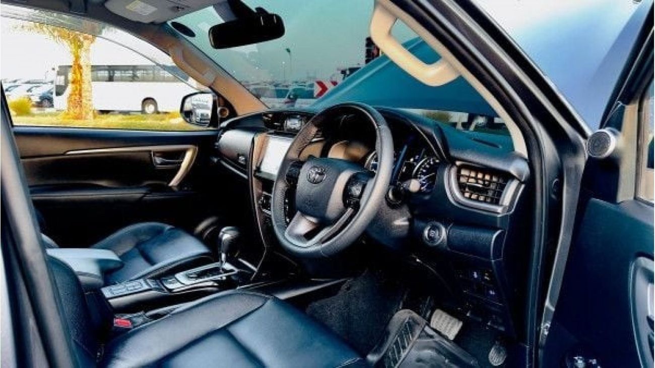 تويوتا فورتونر -