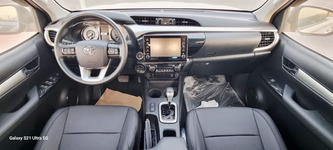 Toyota Hilux SGLX 2.4L DIESEL 4X4 LEATHER SEATS MY2025