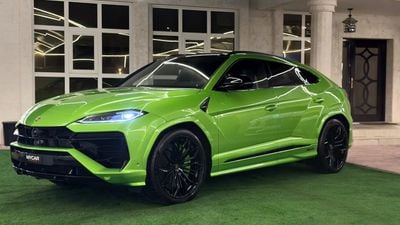 Lamborghini Urus MYCAR DUBAI-LAMBORGINI SE 2026- NEW 0 KM-CARBON-TV-3D BANG&OLUFSEN-HIGHWAY PAC-WARRANTY- FULL OPTION