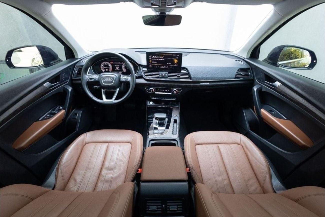 أودي Q5 45 TFSI Quattro 2.0L Audi Q5 45TFSI Quattro 2022 GCC under Agency Warranty