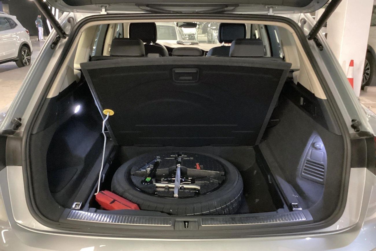 فولكس واجن طوارق Comfortline | شامل الضمان | 0 ﺪﻔﻋﺓ ﺃﻮﻟﻯ