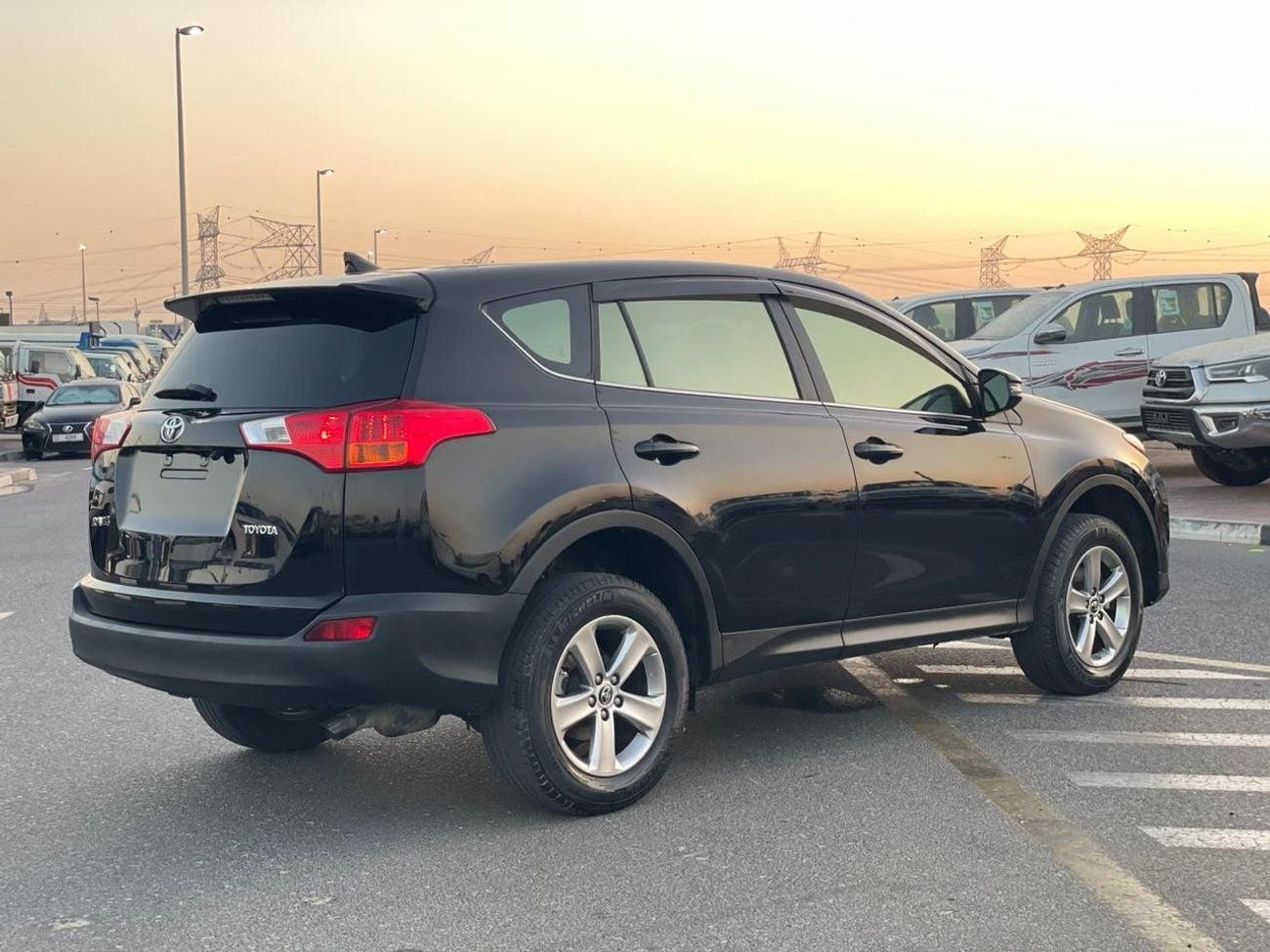 Toyota RAV4 2014 Toyota Rav4 Japanese Specs - 2.0L V4 - AWD 4x4 - Push Start Electric Seats With Sensors MidOpti