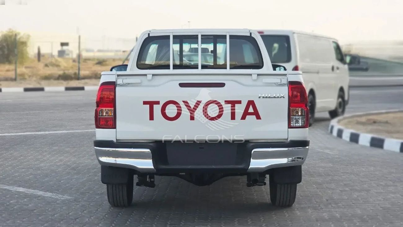 تويوتا هيلوكس Toyota/HILUX D SC 2WD/ 2.4L HIGH MT