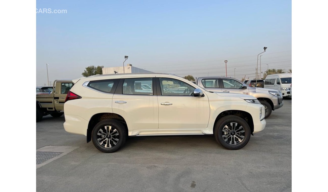 ميتسوبيشي مونتيرو Mitsubishi Montero Sport 3.0L V6 full option (2022model)