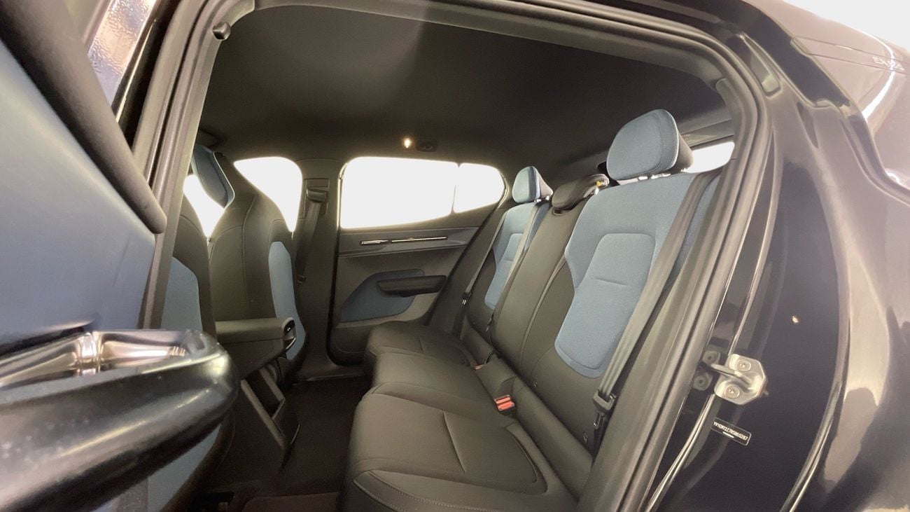 Volvo EX30 BEV 69KWH RECHARGE CORE RWD | Guaranteed Warranty | 0 Down Payment