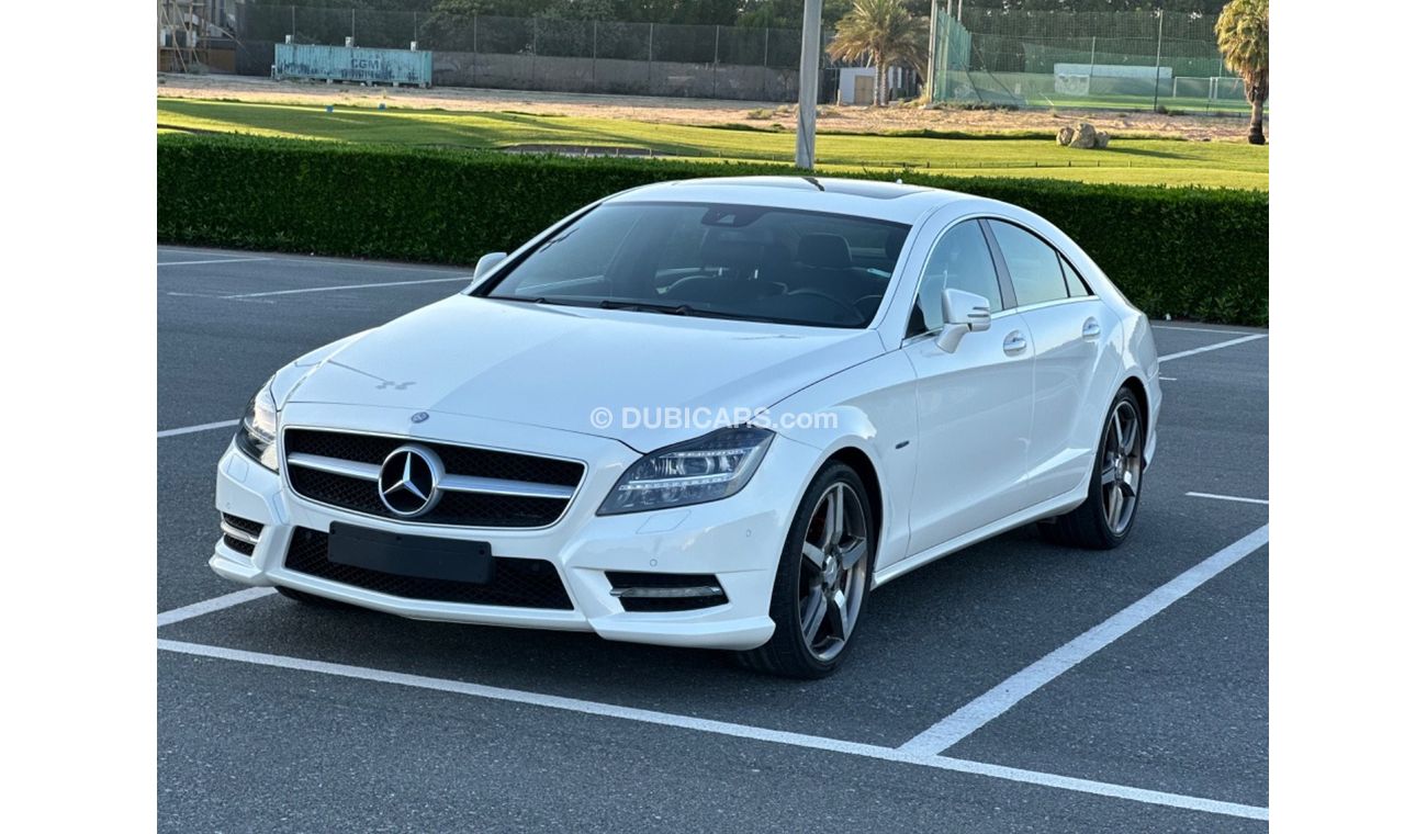 Mercedes-Benz CLS 350 AMG MODEL 2012 GCC CAR PERFECT CONDITION INSIDE AND OUTSIDE FULL OPTION PANORAMIC ROOF