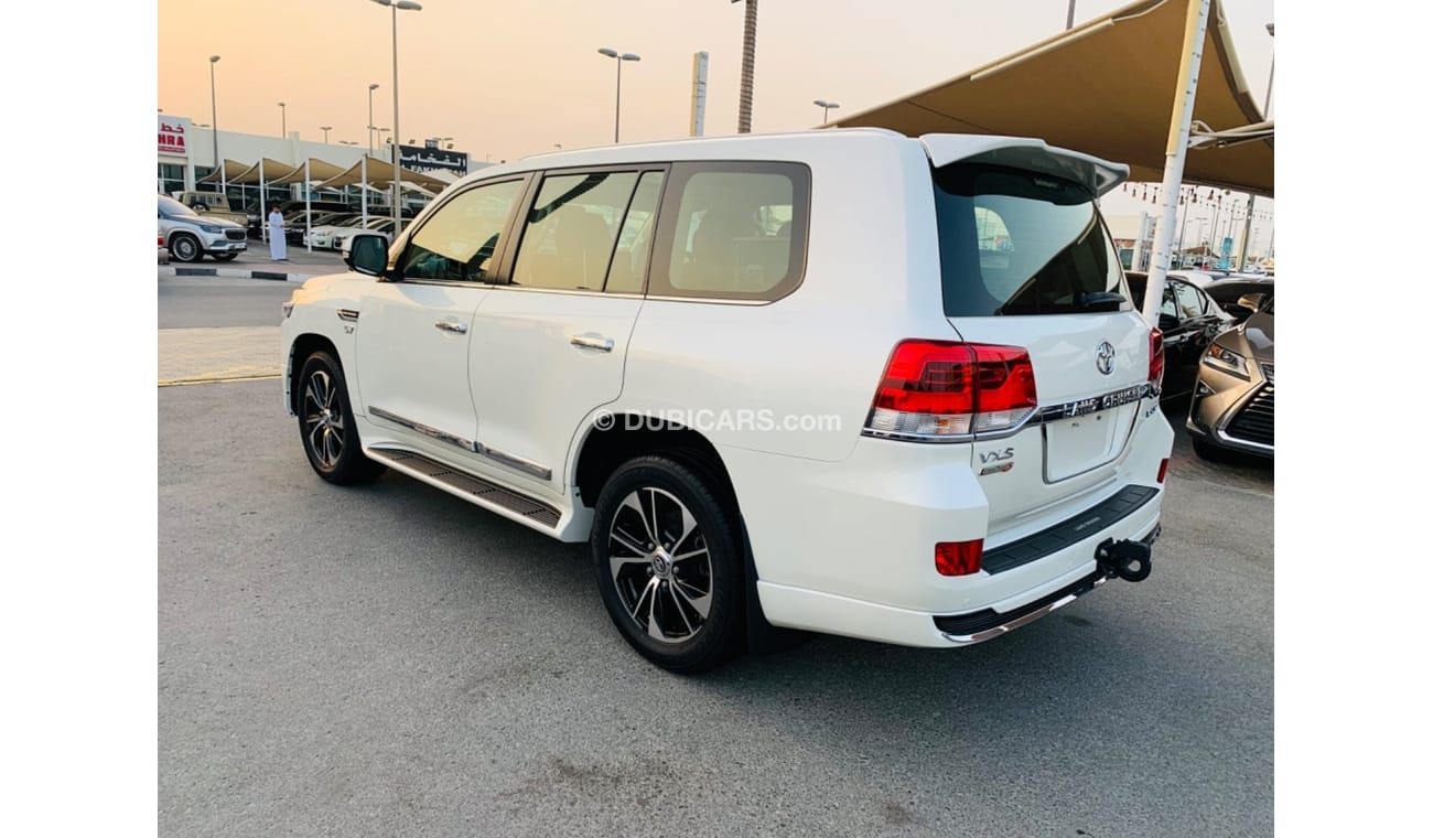 Toyota Land Cruiser VXR