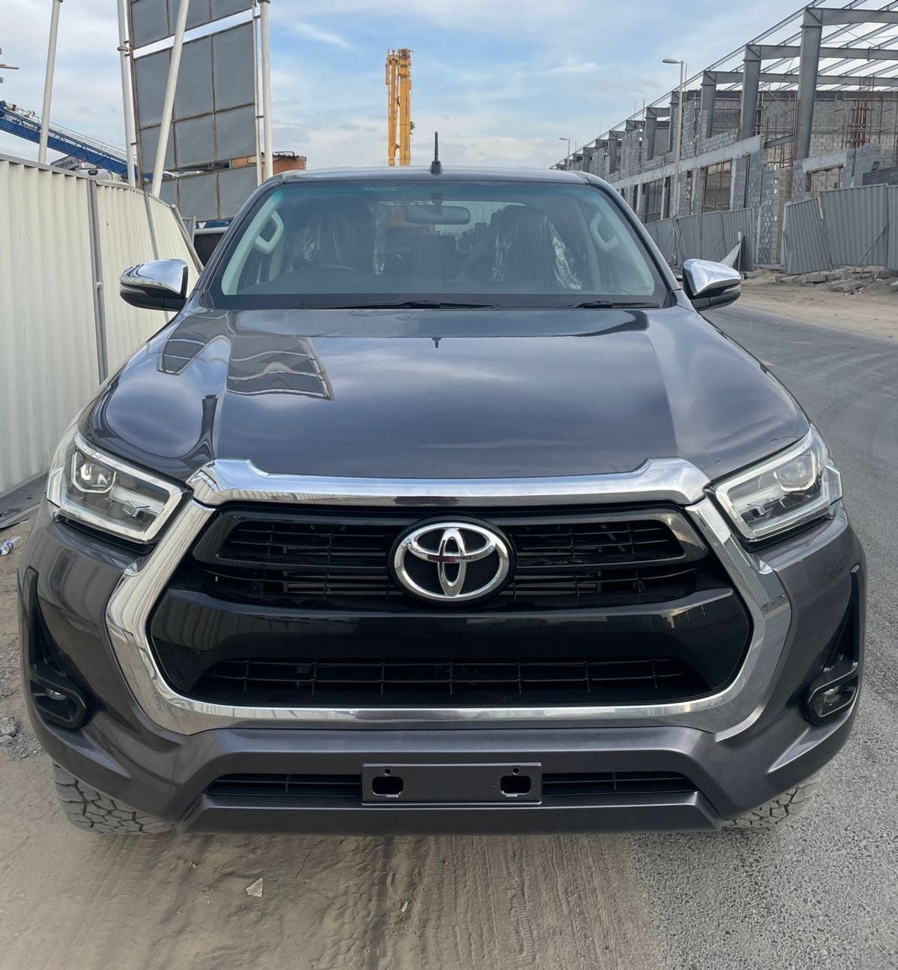 Toyota Hilux GLX RIGHT HAND VEHICLE ONLY FOR RIGHT HAND DRIVE