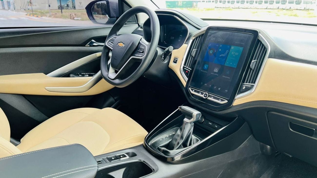 Chevrolet Captiva Premier 1.5L (150 HP) (7 Seater)