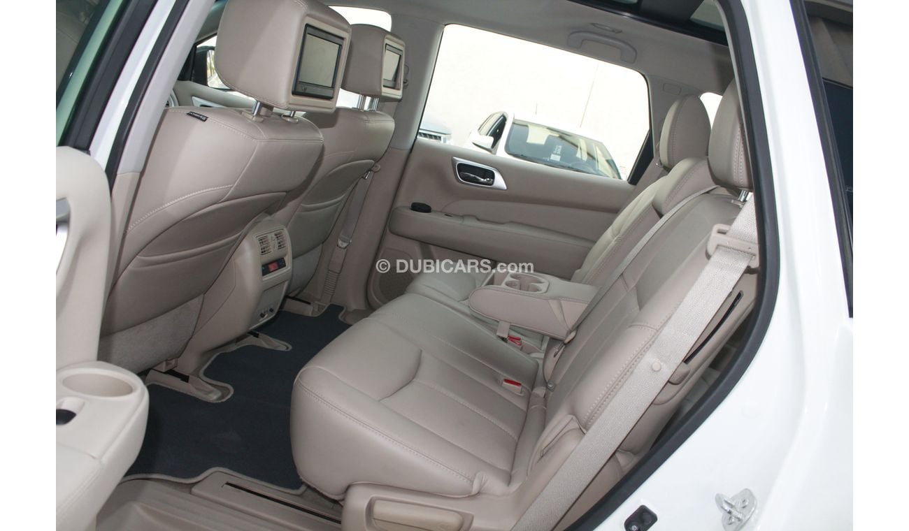 نيسان باثفايندر 3.5L SL V6 4 WD 2015 WITH 360 CAMERA FULL OPTION
