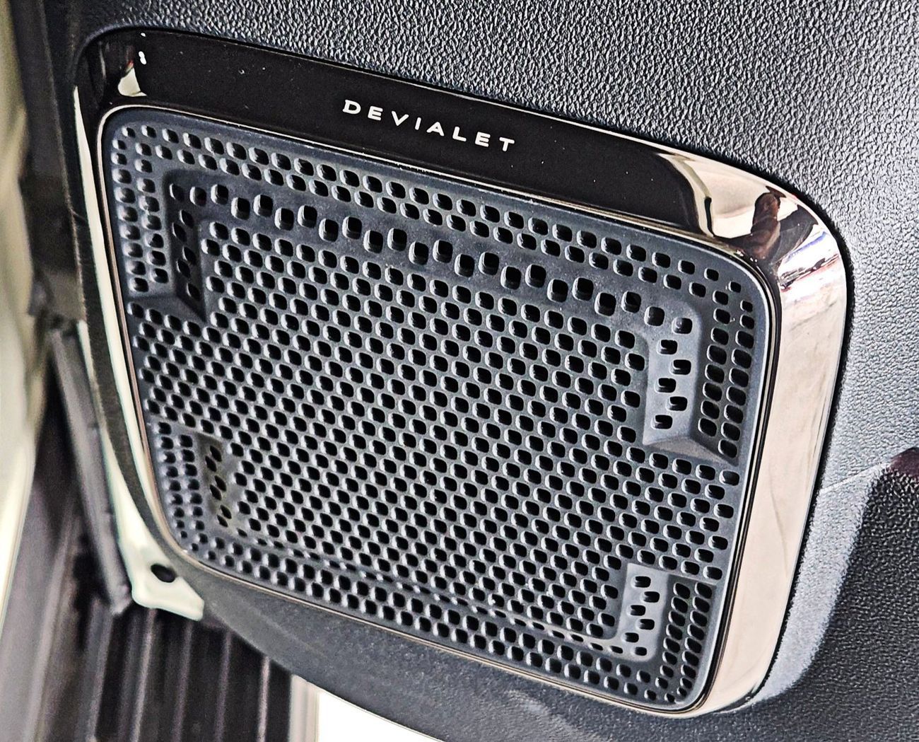 BYD Leopard 5 Plug in hybrid - 1.5L - 670 hp - premium colour FOR EXPORT ONLY