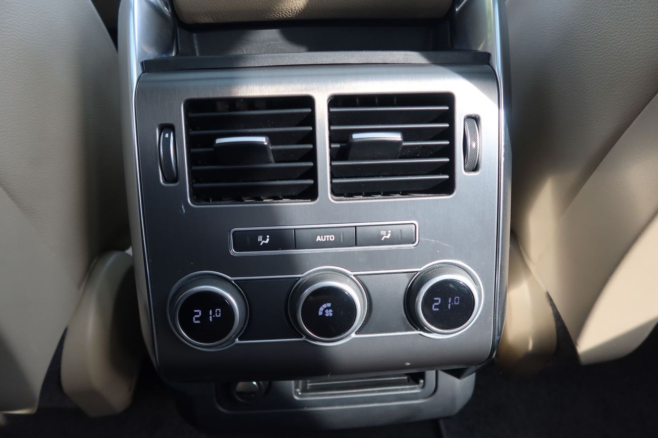 Land Rover Range Rover Sport SE 3.0L