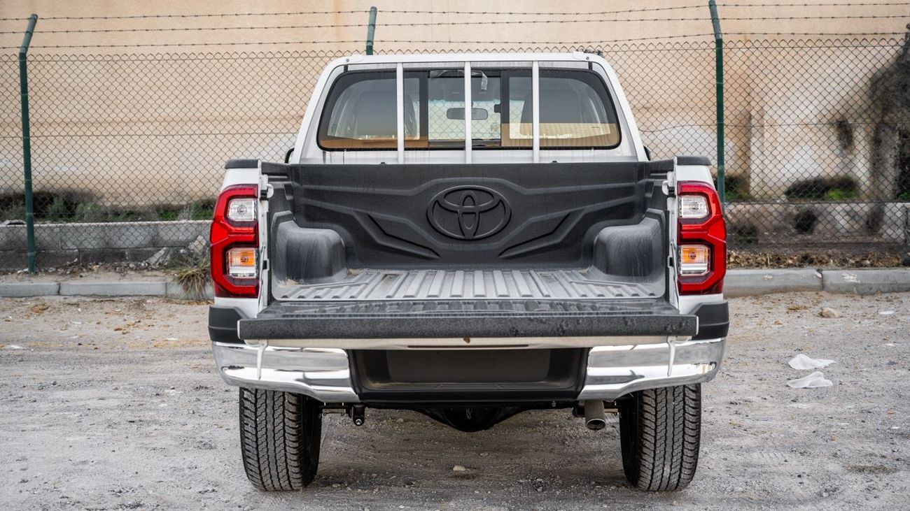 تويوتا هيلوكس TOYOTA HILUX 2.7 AT HIGH -2026YM
