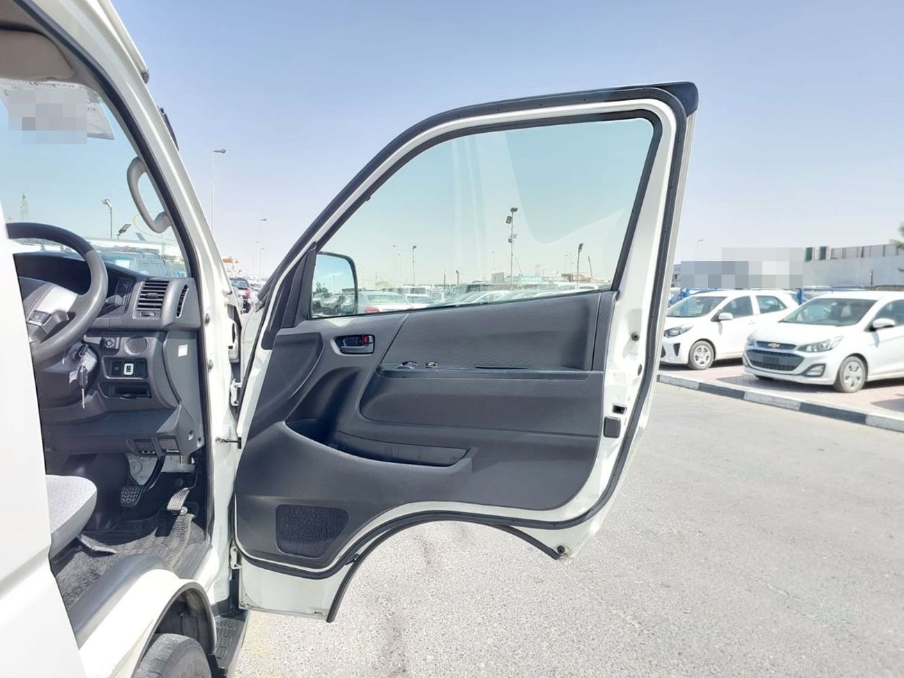 Toyota Hiace TOYOTA HIACE COMMUTER VAN RHD 2019 MODEL 2.7 L PETROL AUTOMATIC(PM06241)