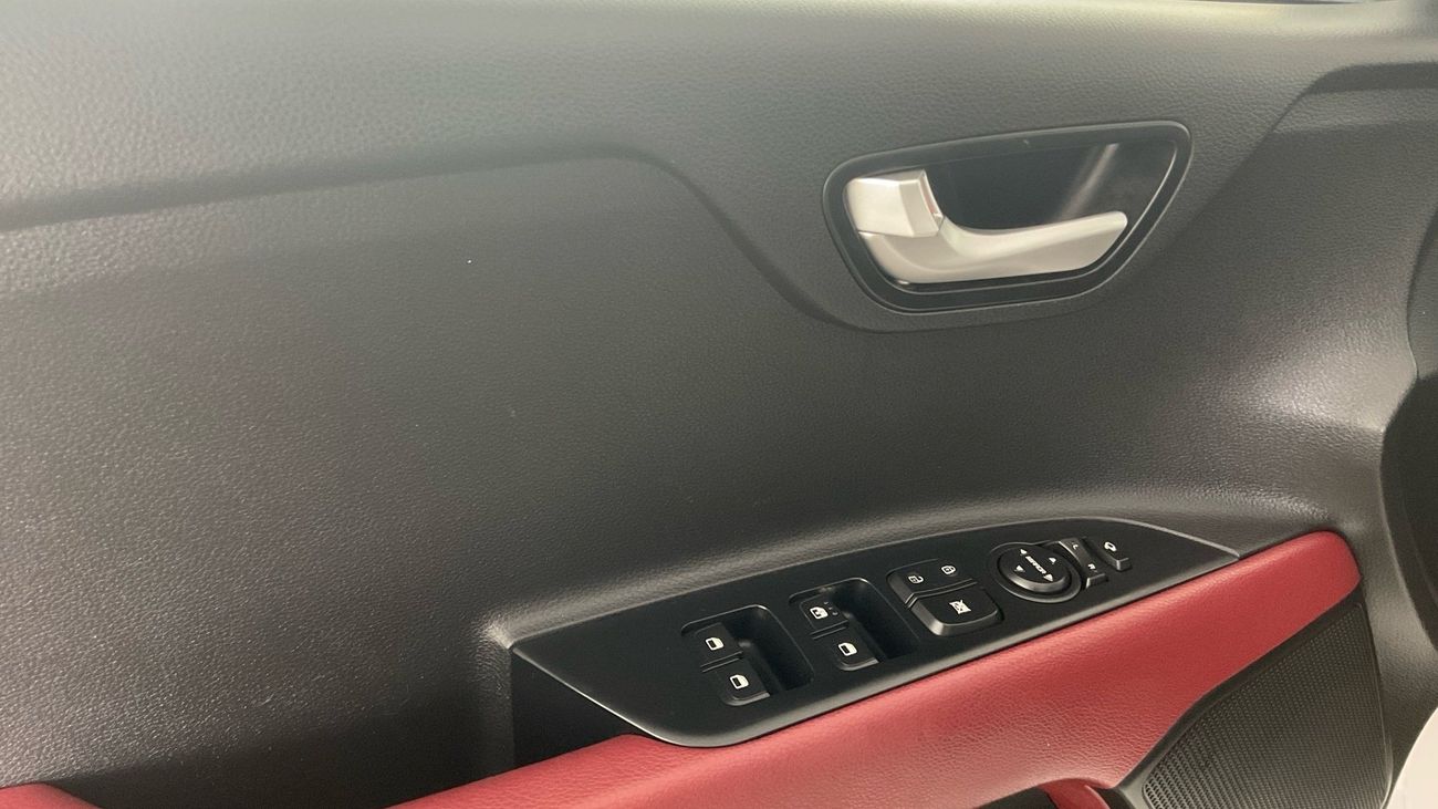 كيا ريو EX Top | upto AED 20,000 Ramadan Discount | شامل الضمان | 0 ﺪﻔﻋﺓ ﺃﻮﻟﻯ